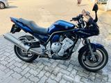 Yamaha Fazer 1000 - YAMAHA 1000