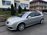 Opel Signum 1,9 cdti Service frisch - Opel Signum mit Diesel-Antrieb: Kombi, 1.9