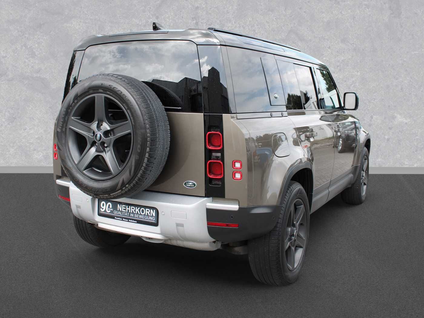 Fahrzeugabbildung Land Rover Defender 110 SE D250 AWD SE