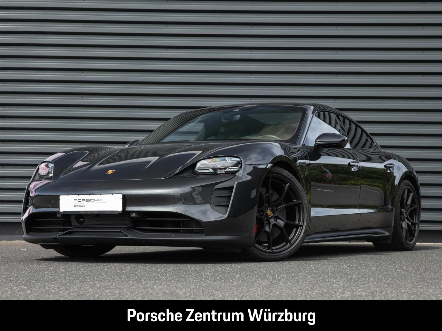 Porsche Taycan GTS HA-Lenkung InnoDrive Head-Up BOSE