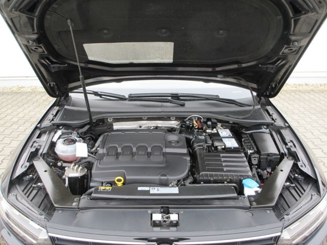 Passat Variant 2.0 TDI 190 PS DSG 19-ZOLL+GEWIND