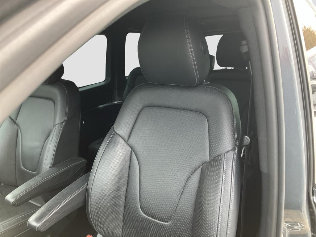 Fahrzeugabbildung Mercedes-Benz V 300 d 4MATIC AVANTGARDE EDITION Lang AHK*Leder