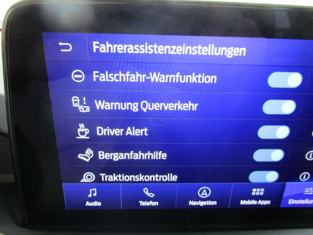 Kuga Titanium/LED/ACC/RFK/Key Free/TWA