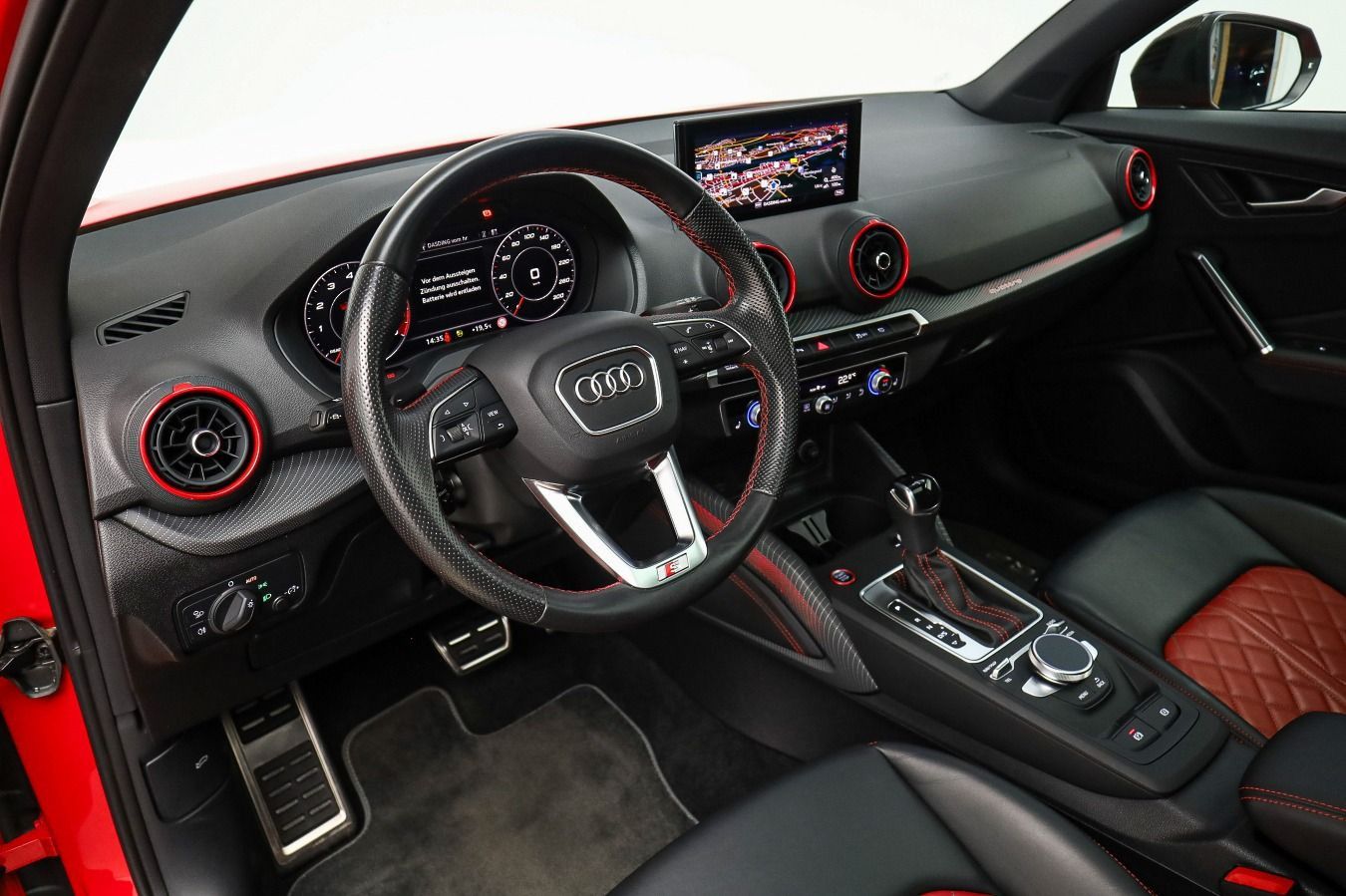 Audi SQ2 - Bild 9