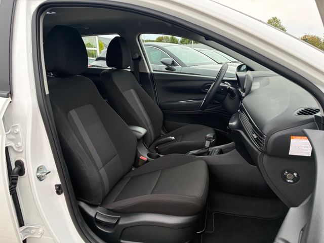 Fahrzeugabbildung Hyundai i20 Trend Mild-Hybrid >17.000KM/AUT/KAM/NAV<