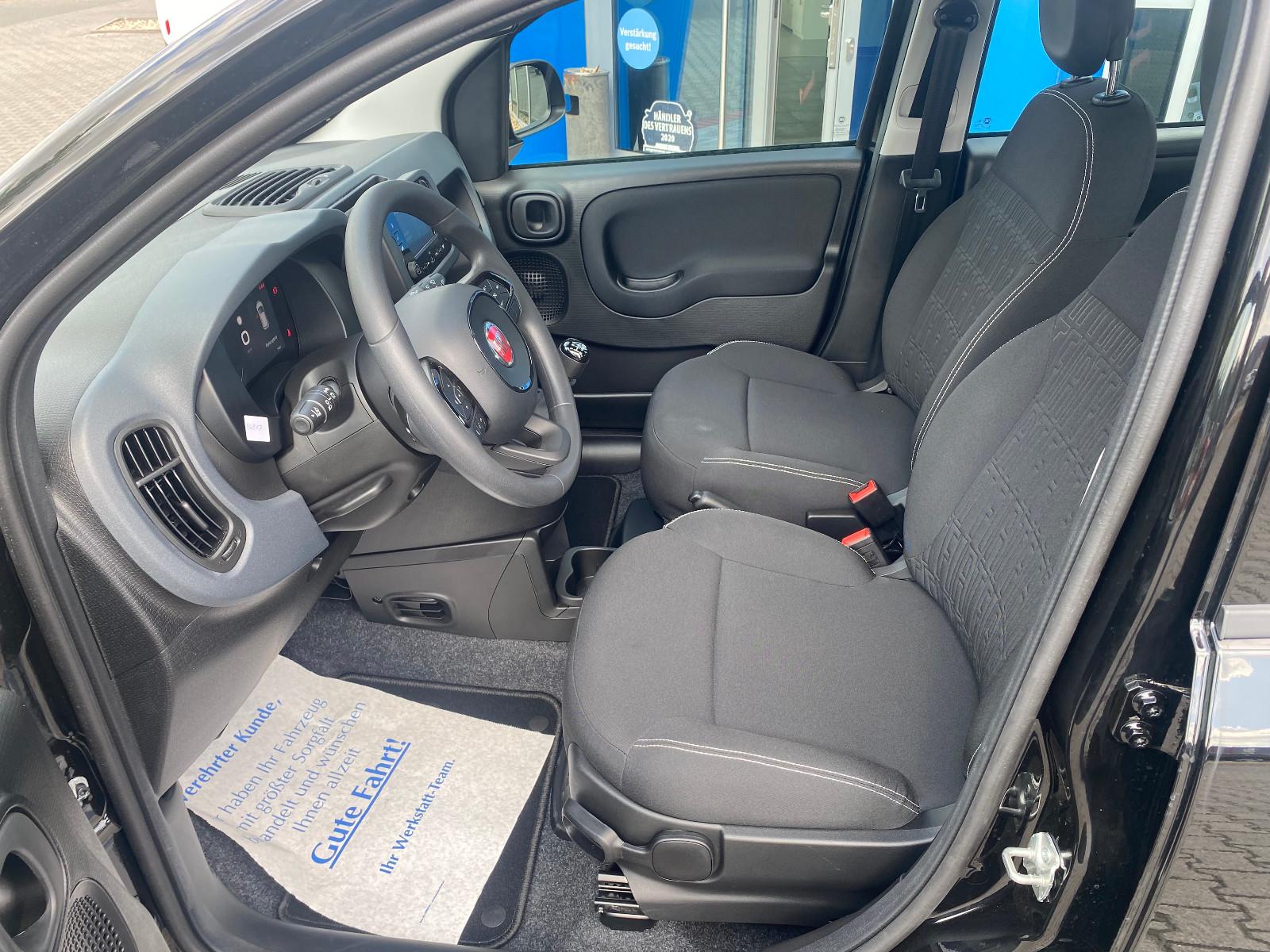 Fiat Pandina 1.0 GSE Hybrid ICON PDC Klima Temp DAB