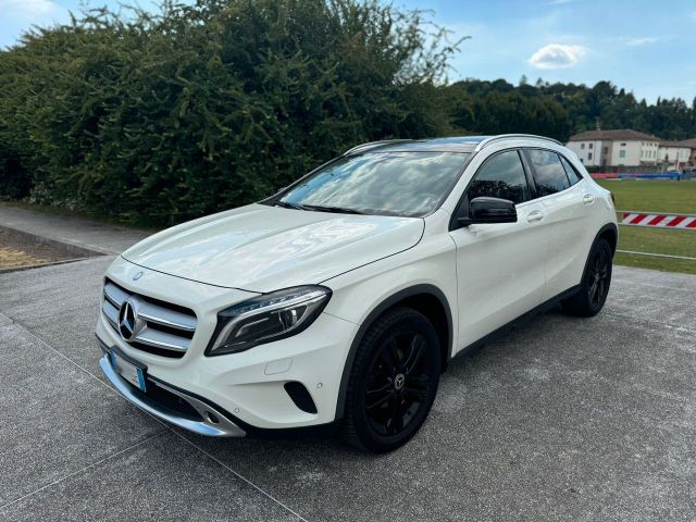 Mercedes-Benz Mercedes-benz GLA 200 GLA 200 d Automatic Premiu