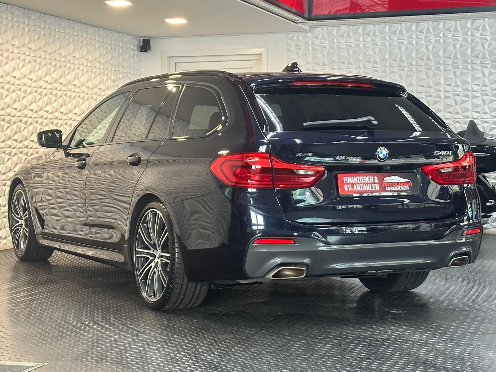BMW 540i xDrive M SPORT SHADOWBLACK LED#AHK#ACC#PANO - Image 5