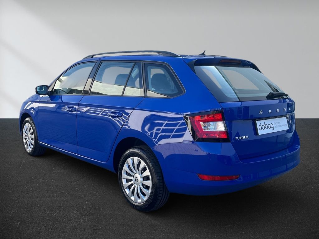 SKODA Fabia Combi 1.0 TSI Active – Bild 8