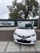 Toyota Yaris 1.4 D-4D 5 porte Lounge - Toyota Yaris Lounge mit Diesel-Antrieb