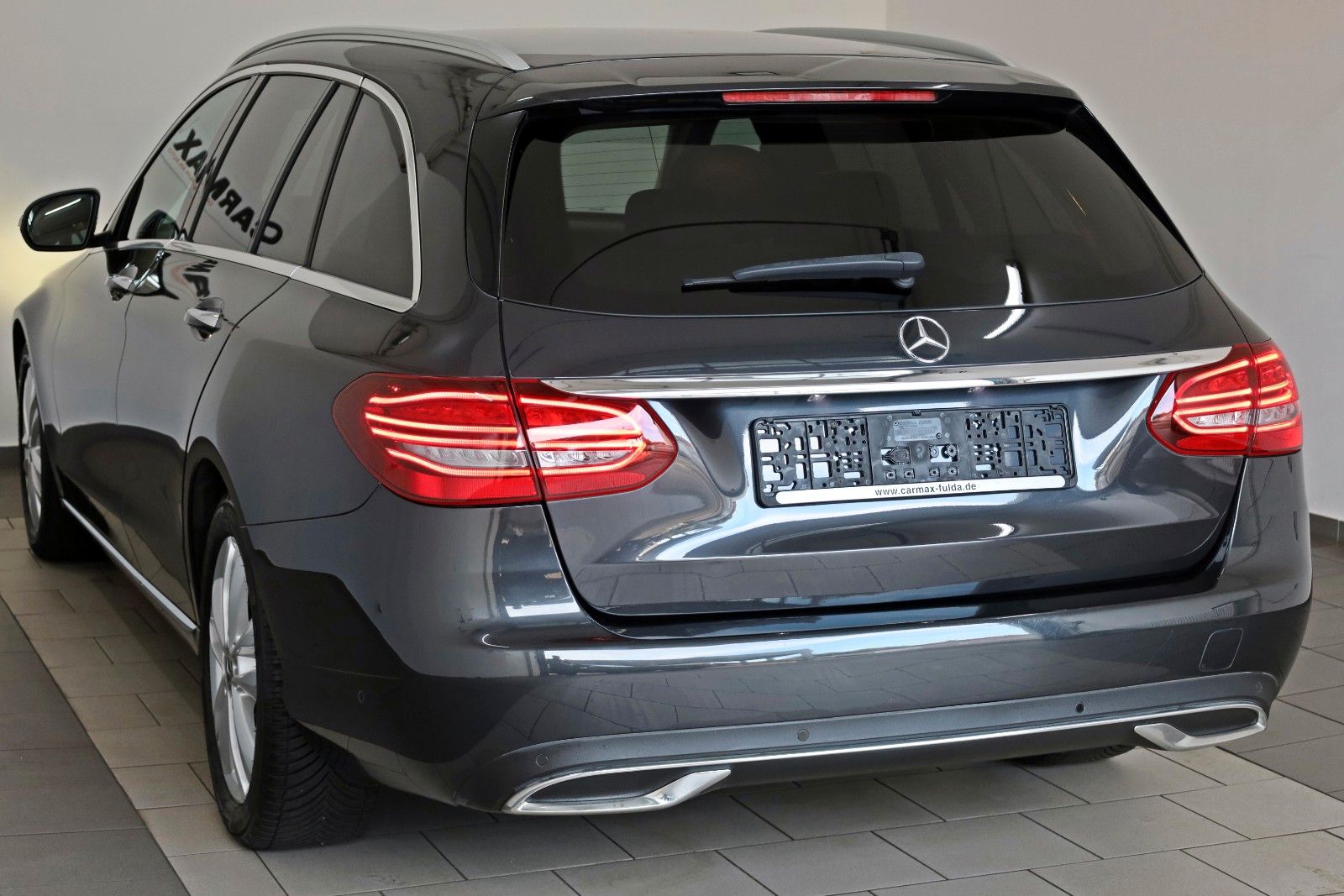 Fahrzeugabbildung Mercedes-Benz C 180 T-Modell,T.Leder,Navi,LED,SH,Kamera,ACC