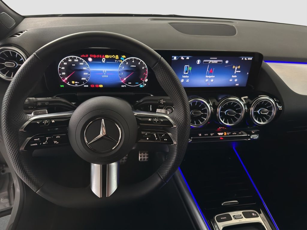 Fahrzeugabbildung Mercedes-Benz GLA 200 AMG Line*NightPaket*Kamera*el.Heckklappe