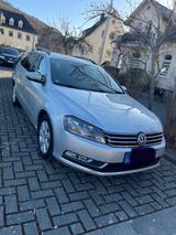 Volkswagen VW Passat b7 automatisch - Volkswagen Passat aus 2012: Kombi