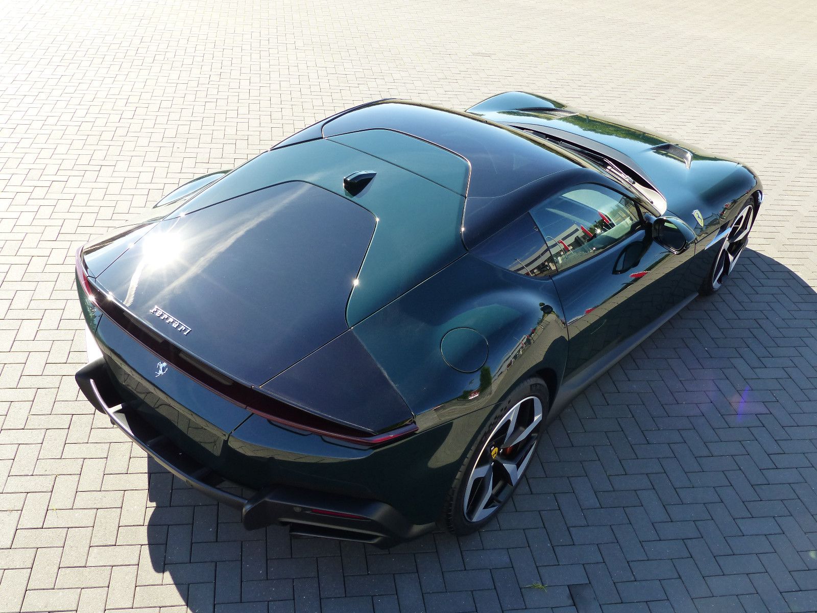 Fahrzeugabbildung Ferrari *Ferrari Historical Colour-Verde British Racing*