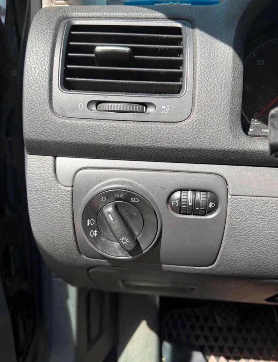 Volkswagen Golf 2008 — photo 11