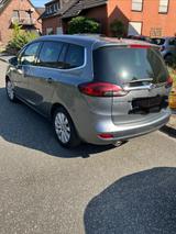 Opel Zafira Tourer - Opel Zafira Tourer in Düsseldorf