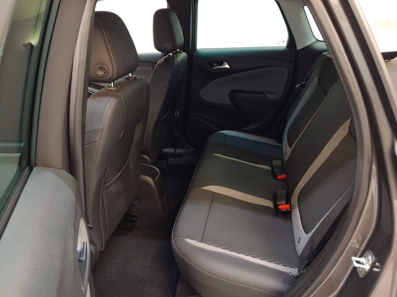 Opel Crossland X (11/2019, Benzin)