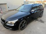 BMW 530d touring Edition Sport/Navi/Sitzheizung - BMW 530 aus 2010: Kombi