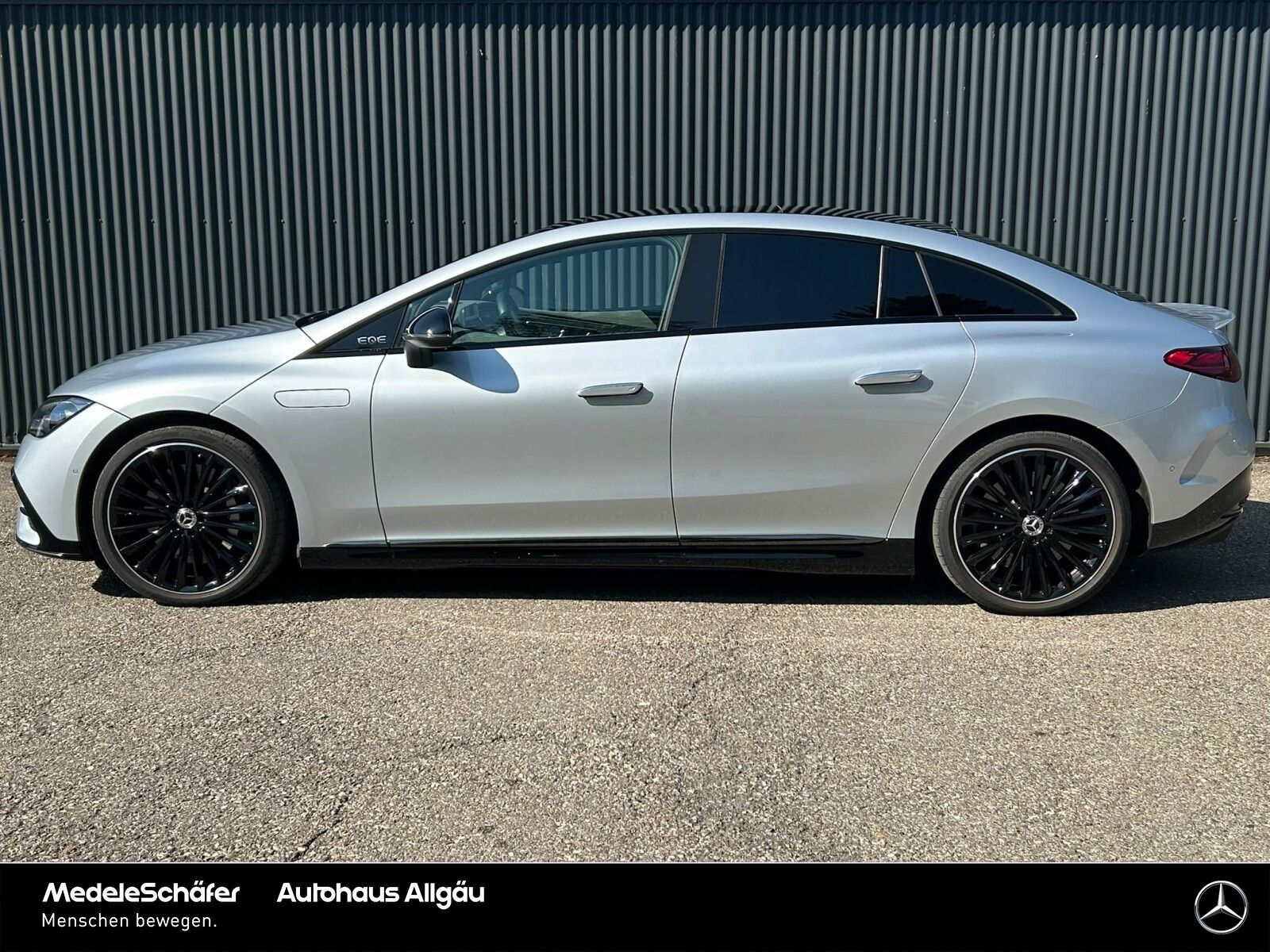 Mercedes-Benz EQE 300 AMG Night 21" D-Light AIRMATIC PanoSD foto 5