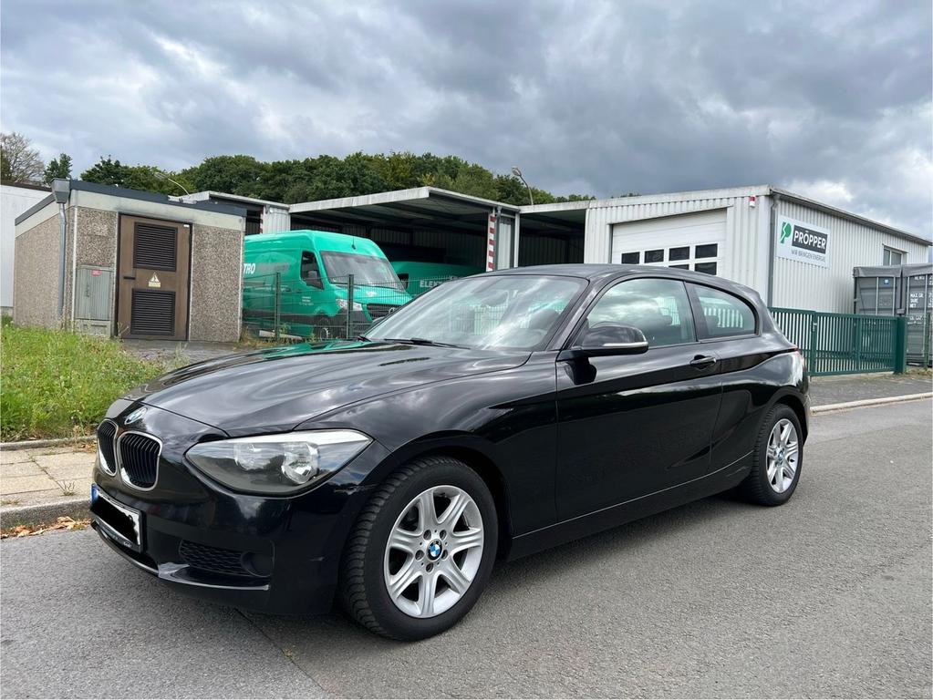 BMW 114