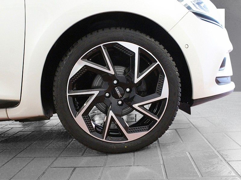 Fahrzeugabbildung Renault Clio TCe 90 IBose Edition *Navi*Klima*PDC*