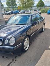 Mercedes-Benz E 55 AMG  - Mercedes-Benz E 55 AMG: Von Privat