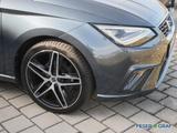 Seat Ibiza 1.5 TSI FR LED Navi Pano RüKa Sitzh. 18" - Seat Ibiza: 5p