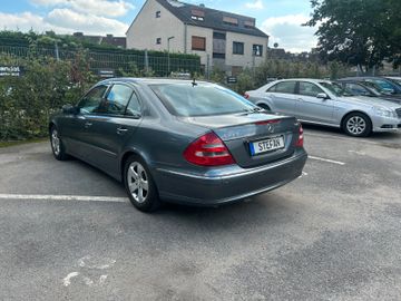 Mercedes E 220 - 6