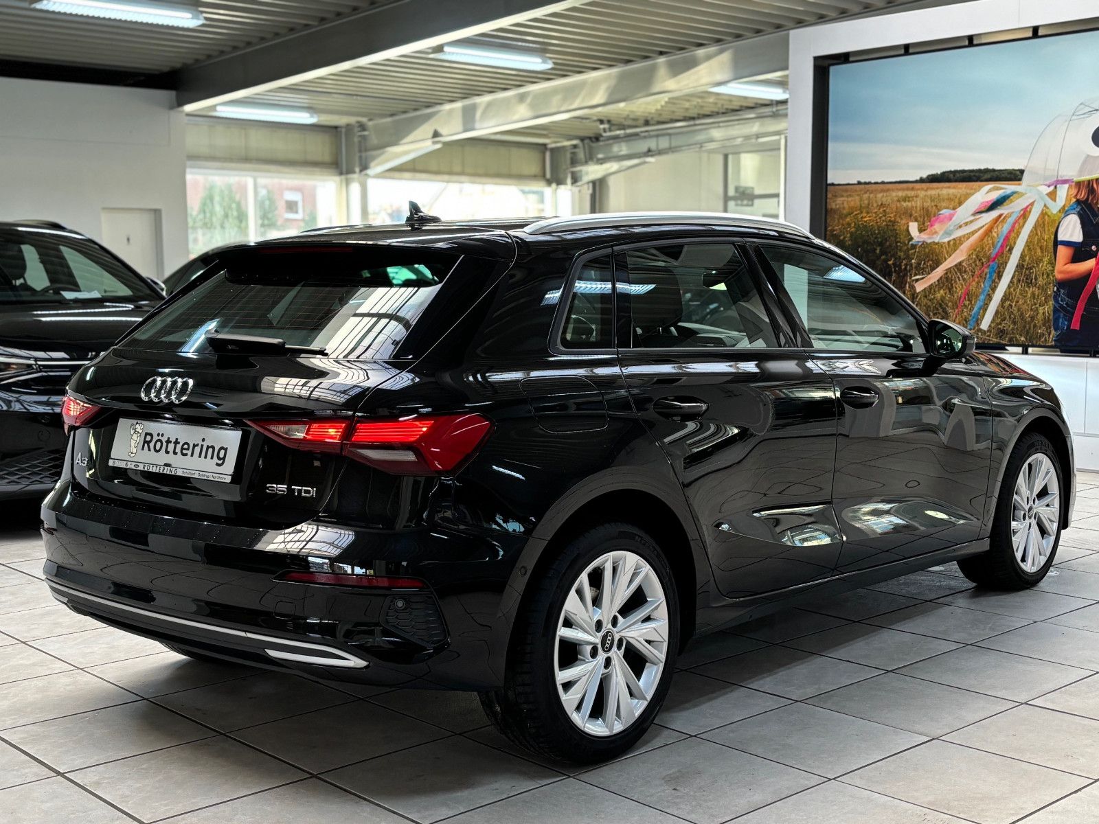 Fahrzeugabbildung Audi A3 Sportback 35 TDI advanced LED+KAMERA+NAVI+GRA