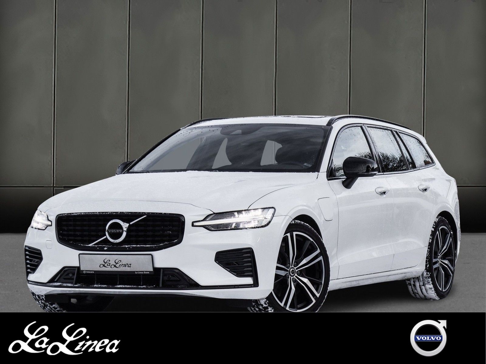 Volvo V60 T6 AWD R Design Recharge Plug-In Hybrid Navi