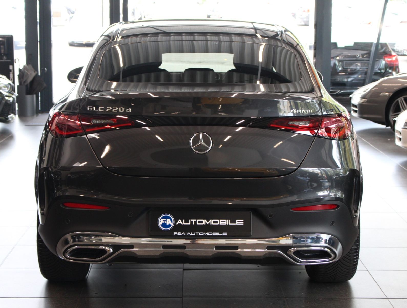Fahrzeugabbildung Mercedes-Benz GLC 220 d 4Matic Edition AMG Line 1.HAND|5.602KM