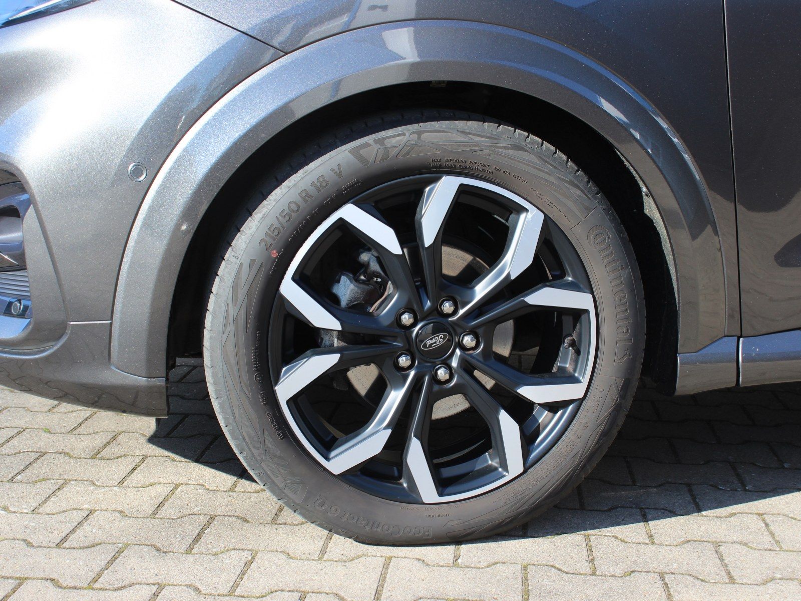 Fahrzeugabbildung Ford Puma ST-Line X 1,0 EcoBoost Mild Hybrid