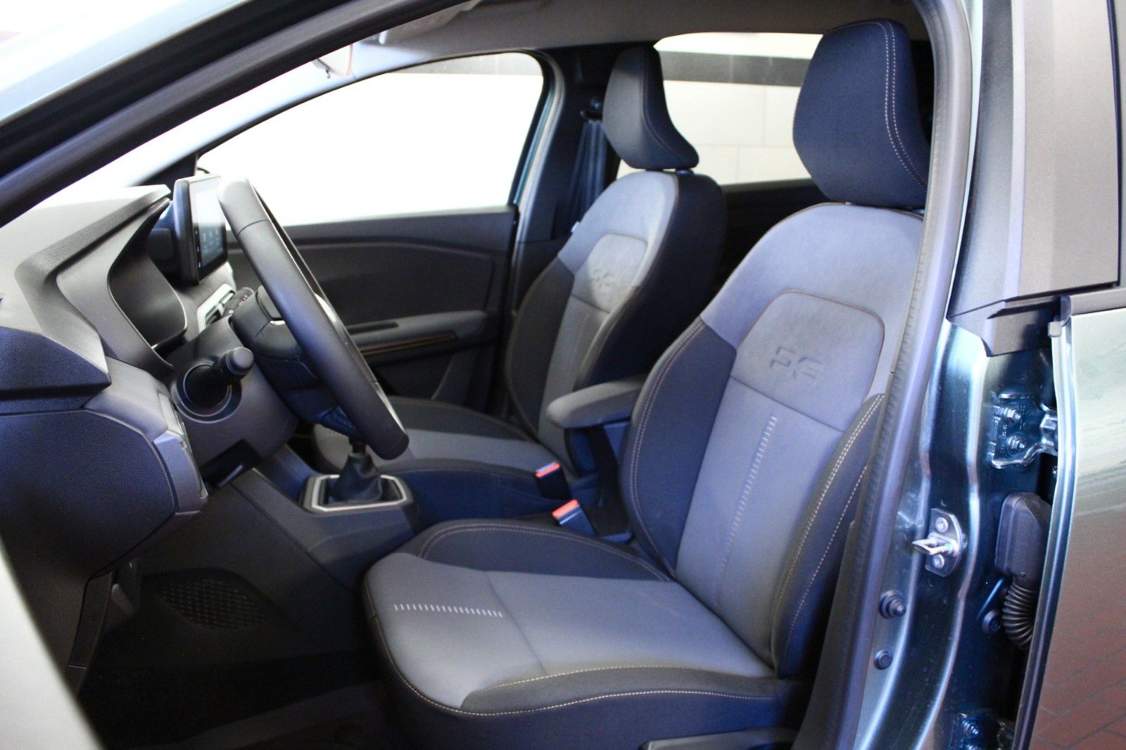 Fahrzeugabbildung Dacia Jogger Eco-G 100 Extreme+ 5-Sitzer *15238*