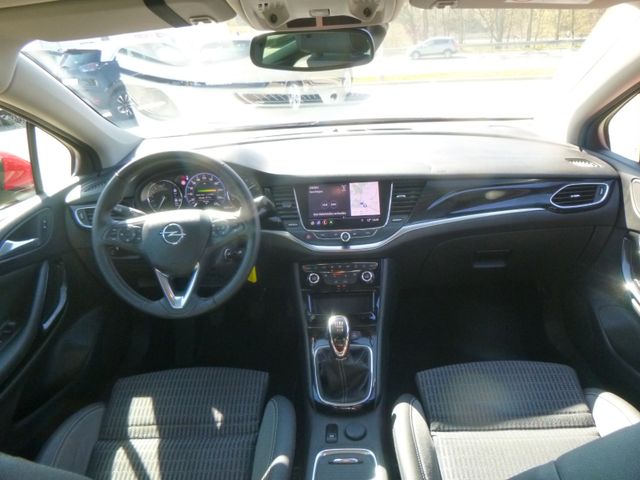 Fahrzeugabbildung Opel Astra K Sports Tourer 1,2T >AHK/LED/KAM/PDC<