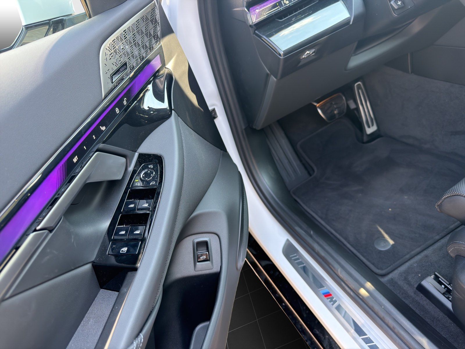 BMW i5 eDrive40 UPE 91.105,- € #exclusive foto 10