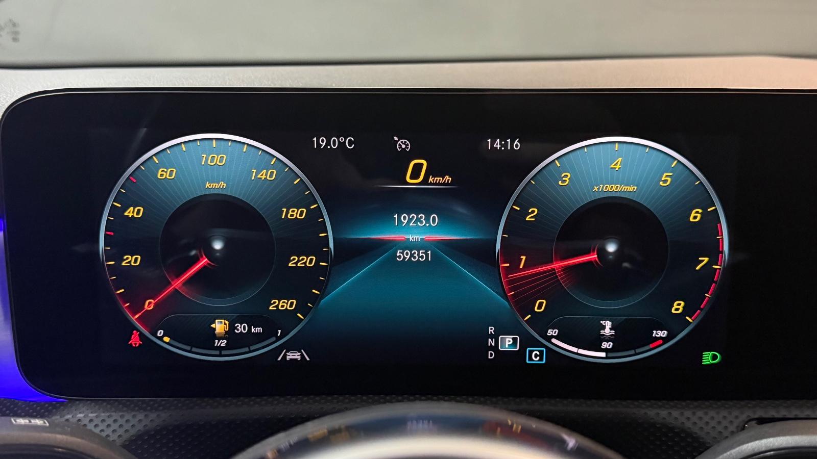 Mercedes-Benz CLA 180 Sb AMG LINE PANO*WIDESCREEN*AMBIENTE*CRP, миниатюра 24