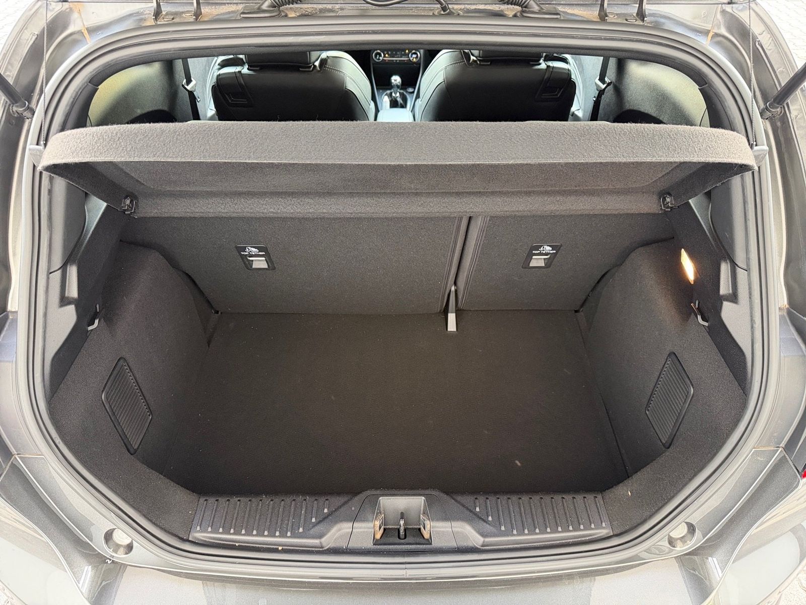 Fahrzeugabbildung Ford Fiesta 1.5 EcoBoost Kamera,Leder,Matrix,Navi,PDC