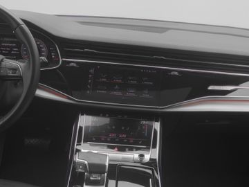 Audi Q7 - 10