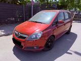 Opel Zafira B Edition - Opel Zafira aus 2006 mit Diesel-Antrieb
