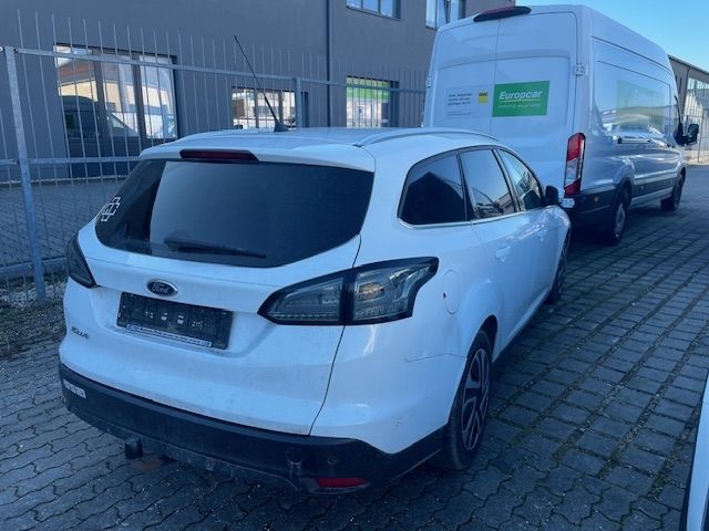 Fahrzeugabbildung Ford Focus Turnier Titanium AHK Navi HÄNDLER/EXPORT