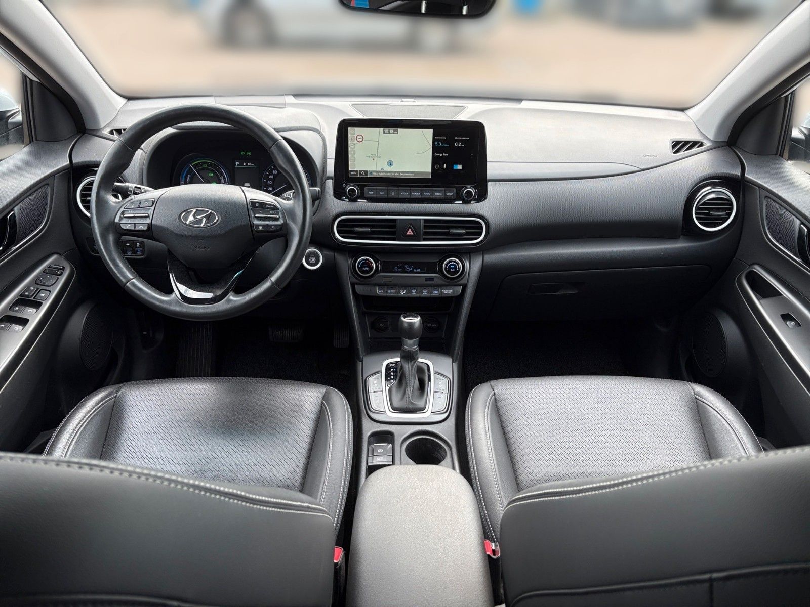Fahrzeugabbildung Hyundai Kona Premium Hybrid