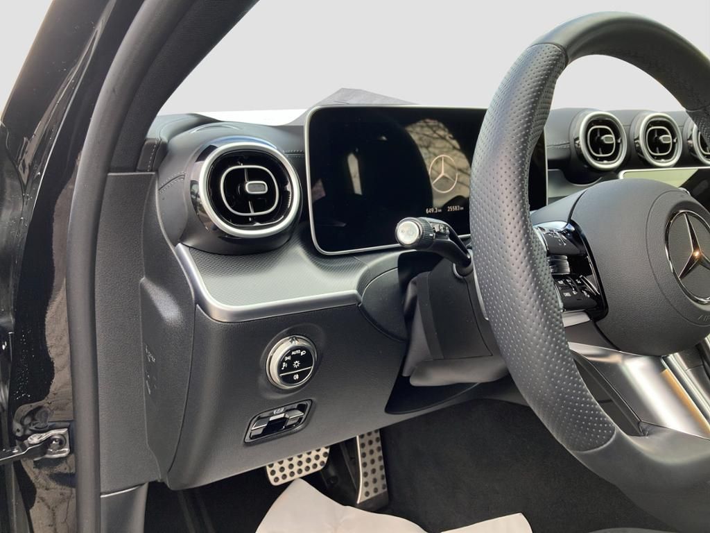 Fahrzeugabbildung Mercedes-Benz C 220 d T-Modell AMGLine*Kamera*AHK*AppleCarPlay