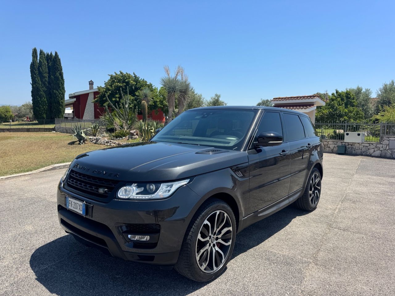 Land-Rover Range Rover Sport - 1