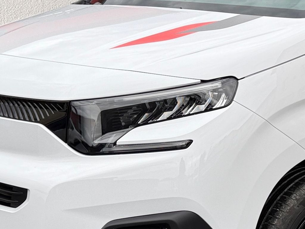 Fahrzeugabbildung Citroën Berlingo 1.5 Diesel 100 M XTR *Sofort verfügbar