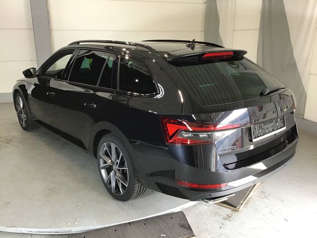 Fahrzeugabbildung Skoda Superb Combi 2.0 TSI SportLine 4x4/Navi/ACC/AHK