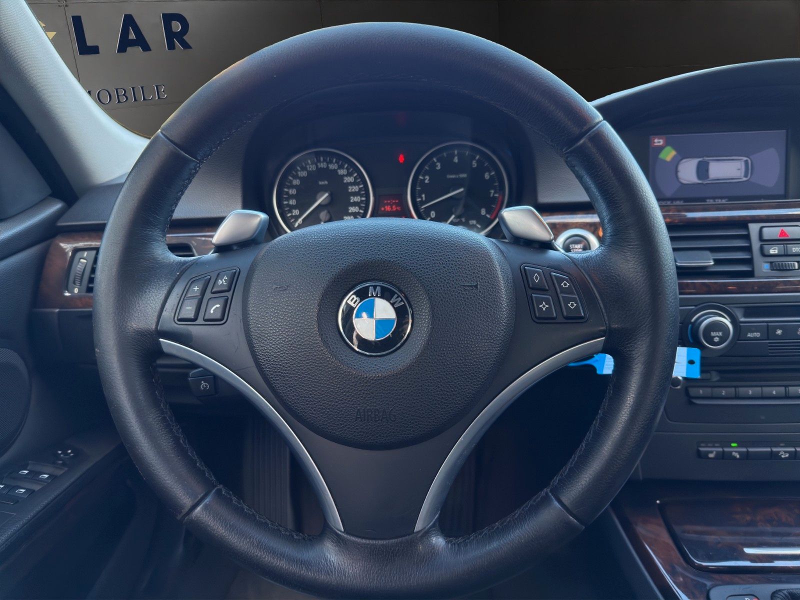 Fahrzeugabbildung BMW 335i Touring xDrive *Pano*Xenon*Elektr.Sitze