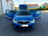 Skoda Octavia 2.0 TDI RS RS - Skoda Octavia aus 2011: RS