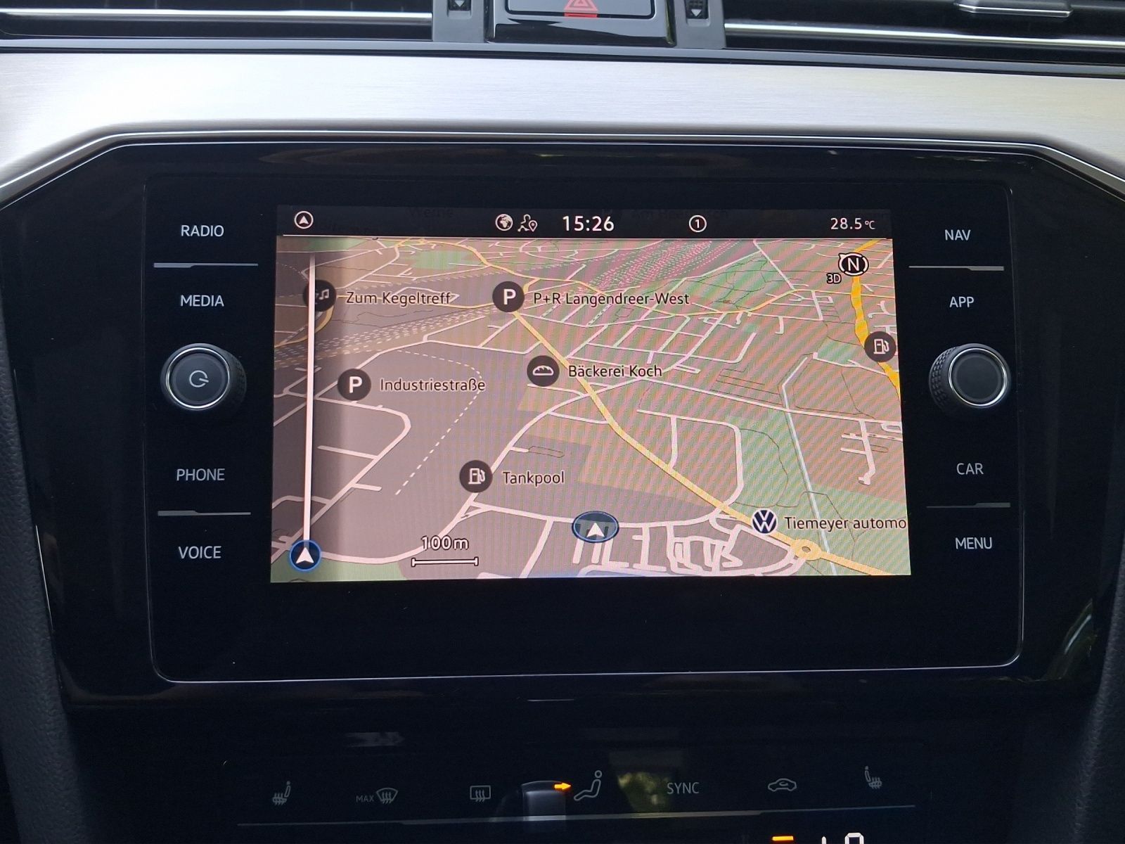 Volkswagen Passat Variant - Bild 12