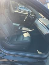 Tesla Model 3 Allradantrieb mit Dualmotor Performa... - Tesla aus 2022