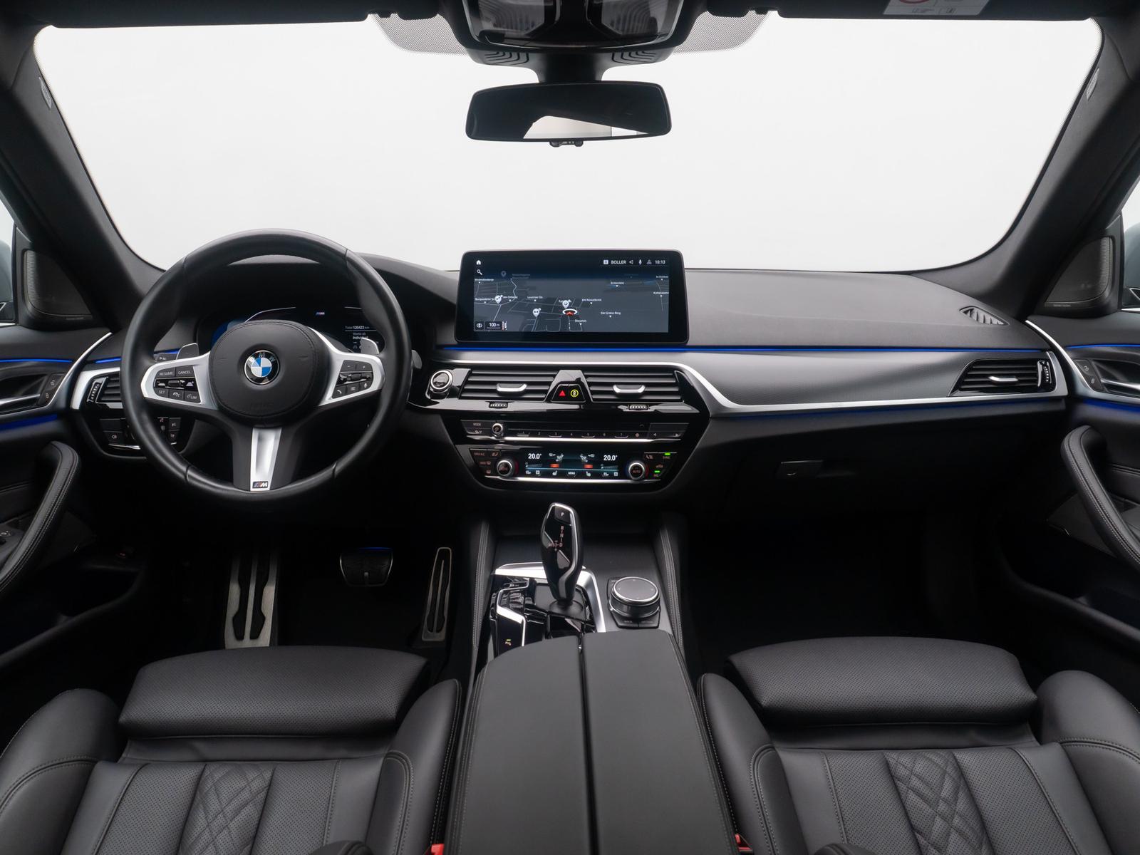 BMW 520d xD M Sport HUD DAB Alarm H/K Kamera AHK 19"